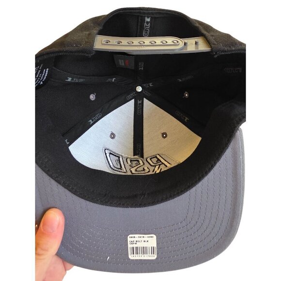 Rsd Flexfit 110 One Ten OSFM Black Bolt Hat Acrylic/Wool Blend Adjustable - Picture 12 of 13